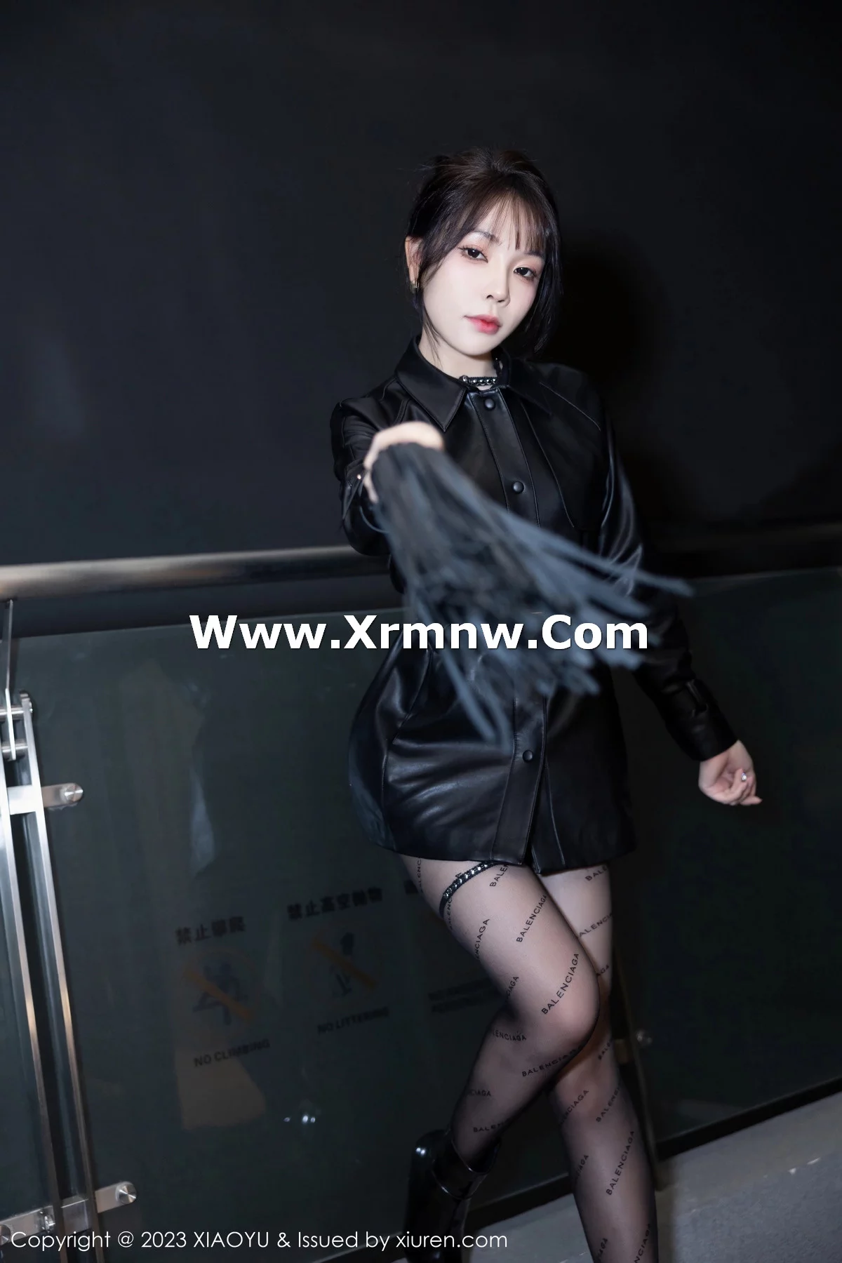 Xrmnw.Com[XiaoYu画语界]Vol.1172_女神徐莉芝Booty性感黑色薄纱情趣服饰配黑网格袜极致魅惑写真84P