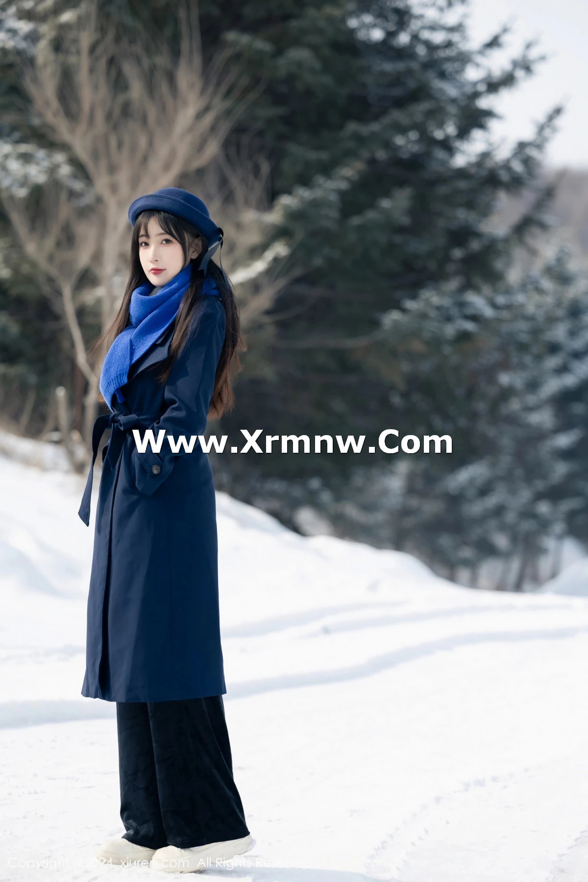 Xrmnw.Com[XiuRen秀人网]No.8325_模特林星阑雪地场景+性感黑色蕾丝情趣内衣配黑丝吊袜诱惑写真88P